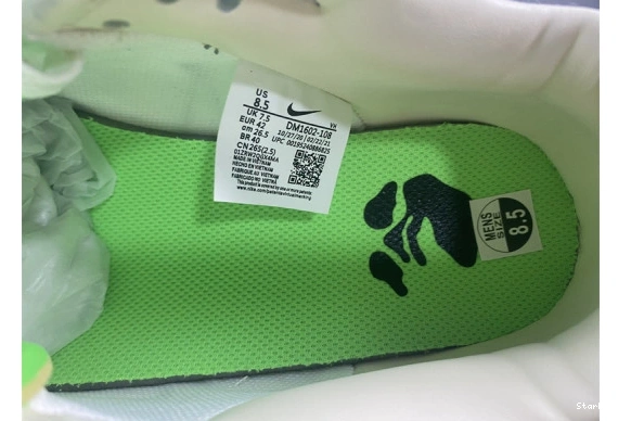 Lot Dunk DM1602-108 O-W 7 Low Nike 0324